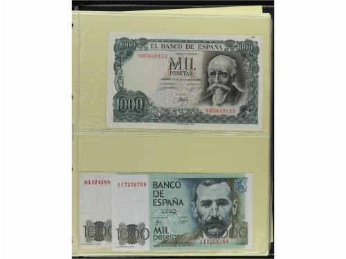 BILLETES ESPAÑOLES. Lote alrededor de 300 billetes. 1928 a 1