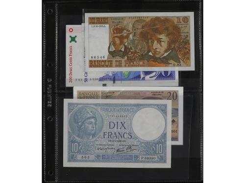 BILLETES EXTRANJEROS. Lote 30 billetes. 1792 a 1980. FRANCIA