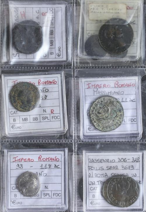 LOTES y COLECCIONES. Lote alrededor de 50 piezas. GRECIA ANT