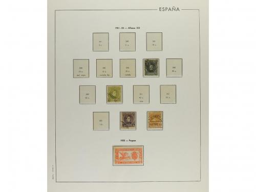 LOTES y COLECCIONES. ESPAÑA. Colección de 1850 a 1900 en hoj