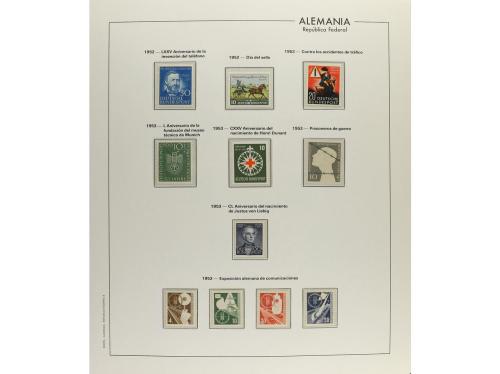 LOTES y COLECCIONES. ALEMANIA FEDERAL. Colección en 4 álbume