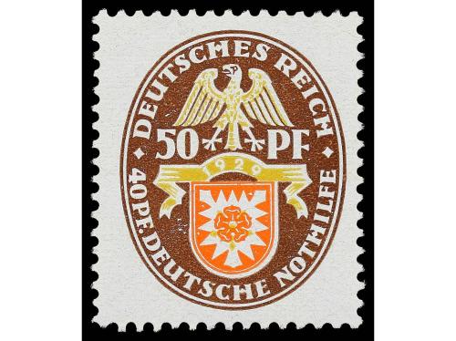 ** ALEMANIA. Yv. 390/3, 416/20 y 421/25. IMPERIO. Series com